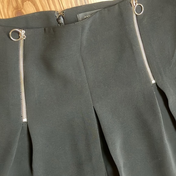 Black zipper details skirt Ann Taylor sz 14 - Picture 2 of 4